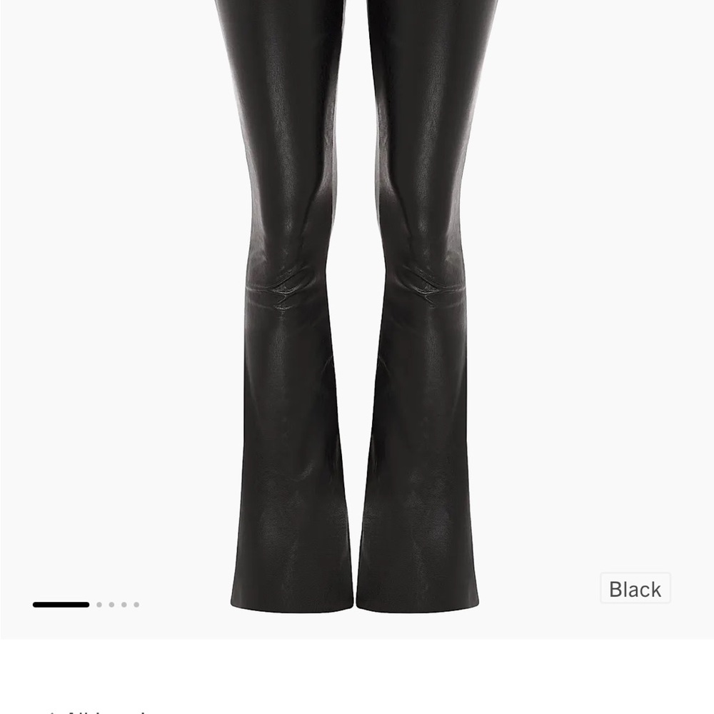 Commando

Faux Leather Flared Leggings size Small